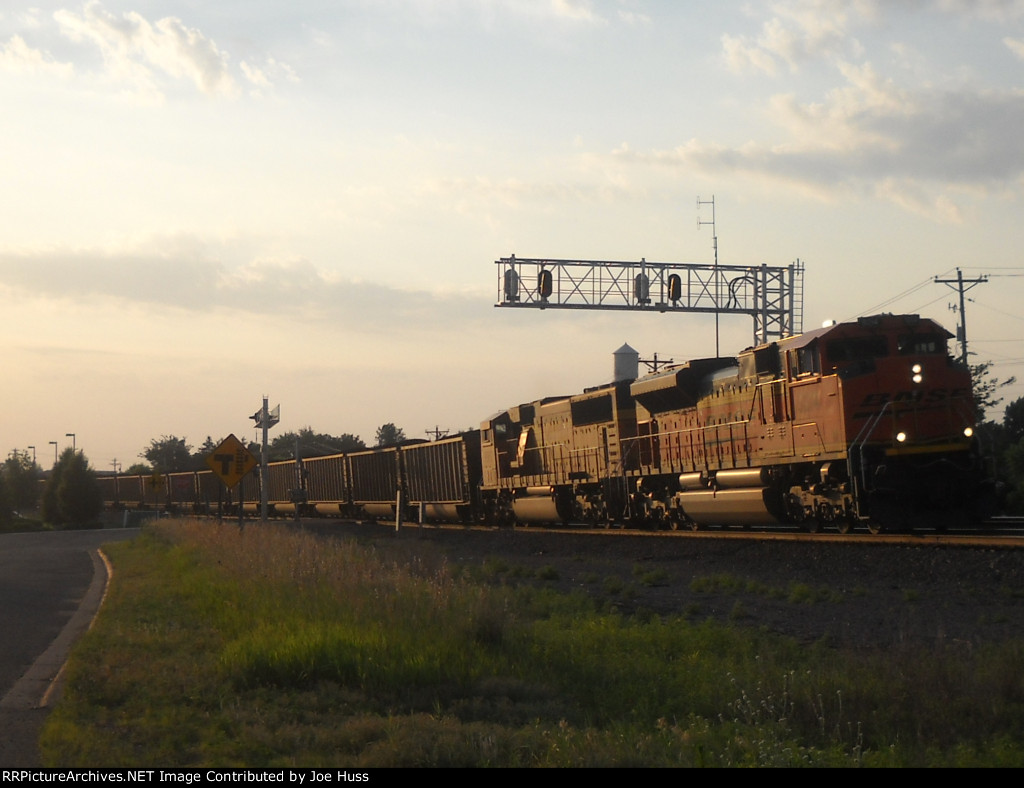 BNSF 9214 East